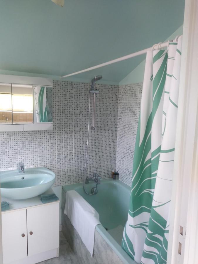 La Tuilerie Hotel Pindray Luaran gambar