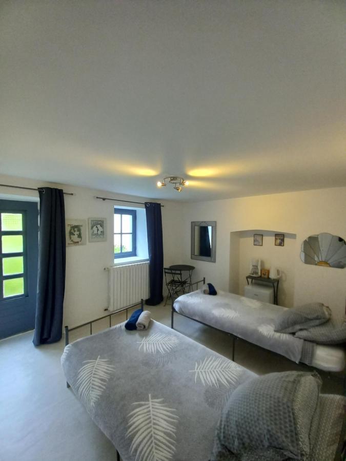 La Tuilerie Hotel Pindray Luaran gambar